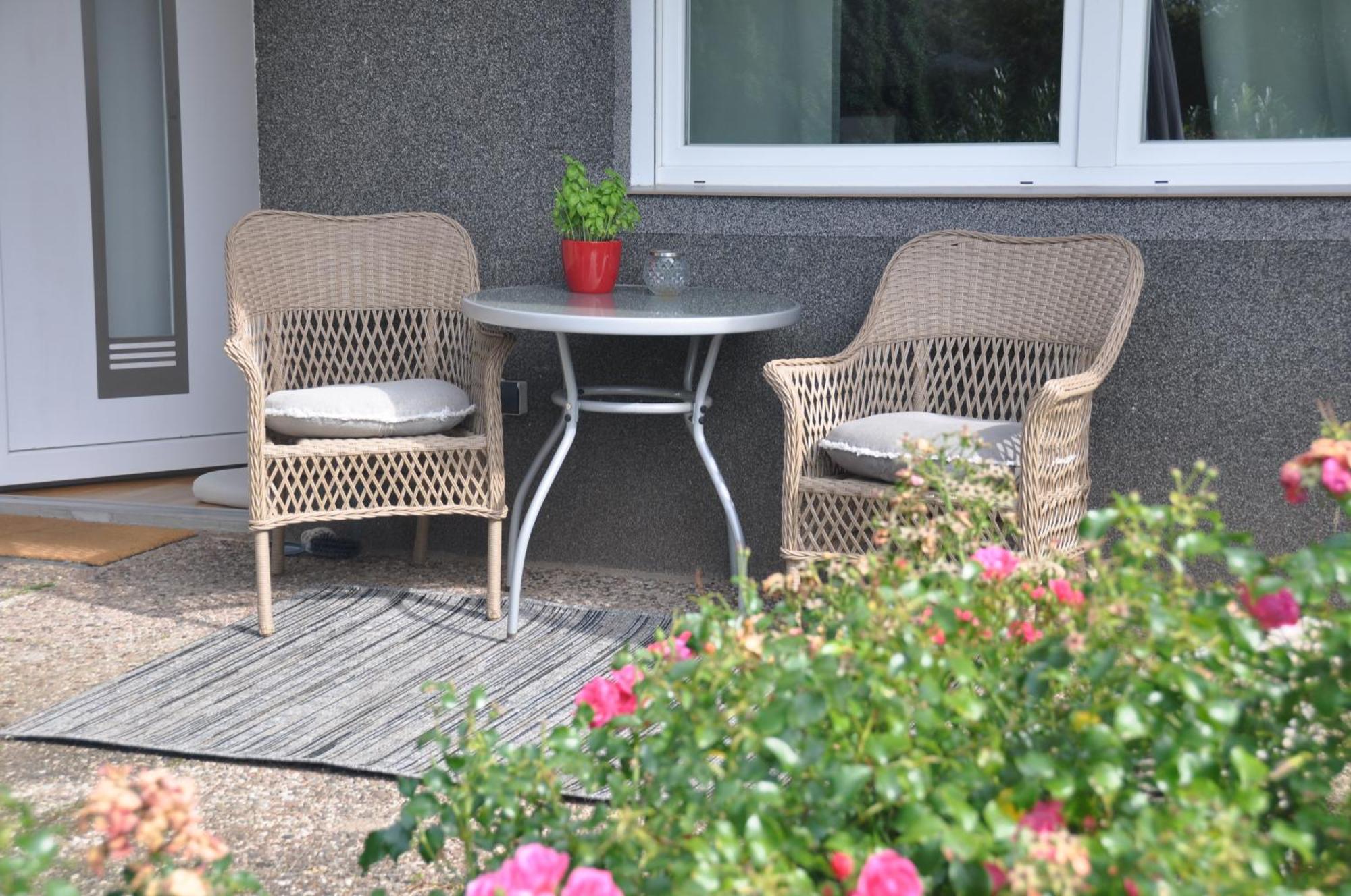 2-Zimmer Wohnung Mit Terrasse, Fernblick, Natur, Ruhig - Marburg Exteriér fotografie